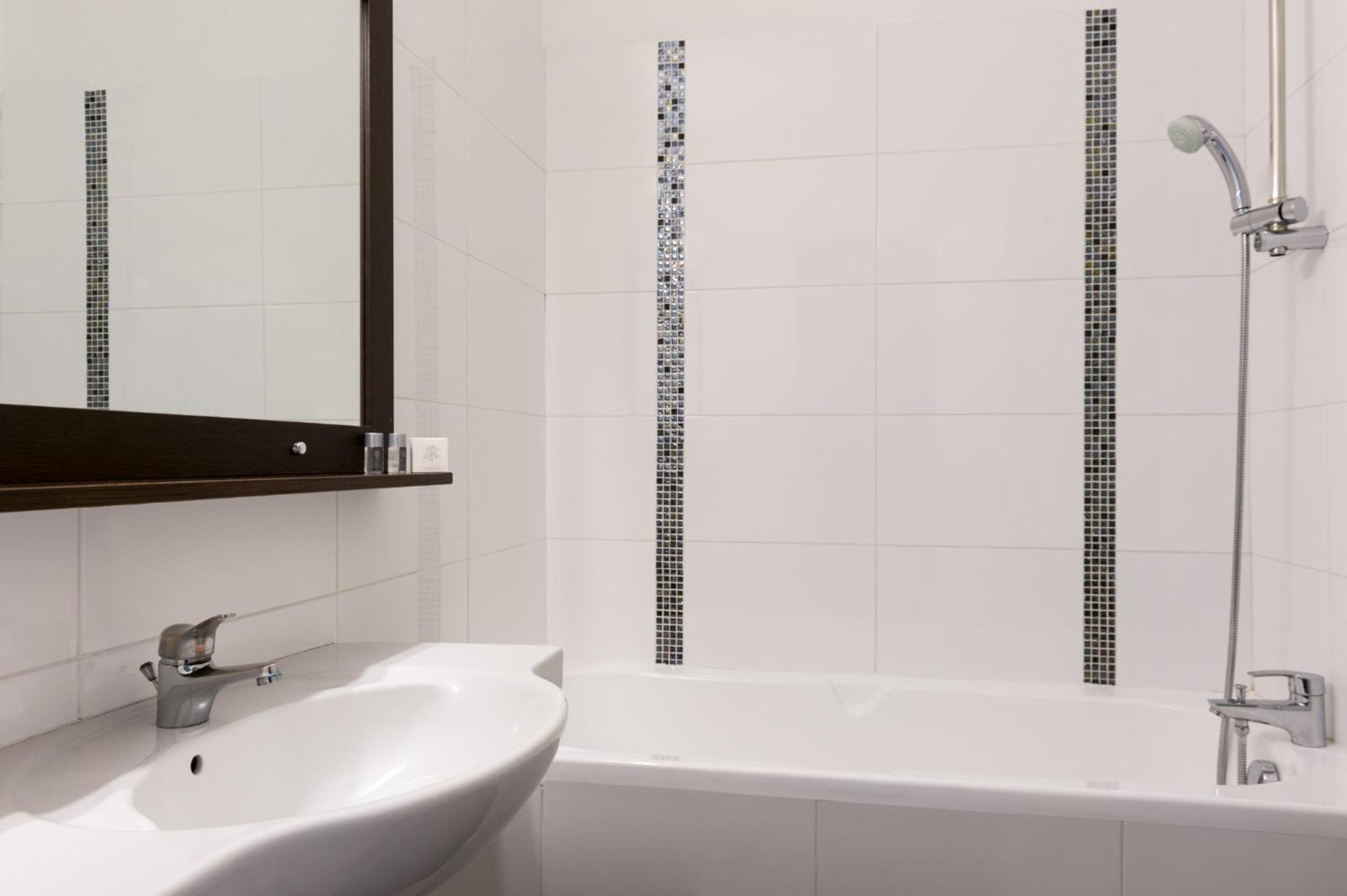The Originals City, Hotel Paris Sud, Orly-Draveil Esterno foto